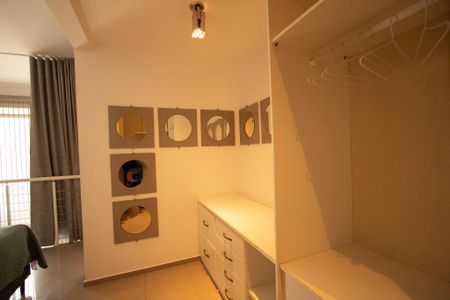 Apartamento para alugar com 62m², 1 quarto e 1 vagaCloset Suíte 