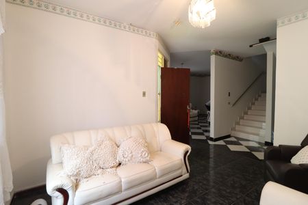 Casa para alugar com 300m², 6 quartos e 2 vagasSala 1