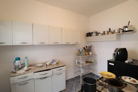 Casa para alugar com 300m², 6 quartos e 2 vagasCozinha 2