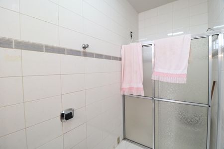 Casa para alugar com 300m², 6 quartos e 2 vagasBanheiro do Quarto 2