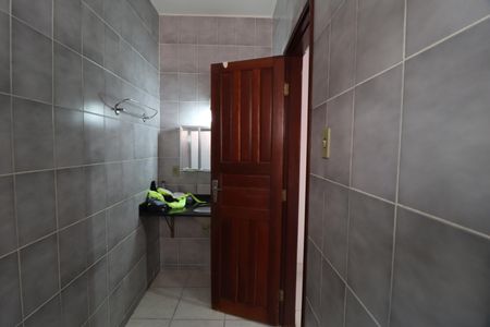 Casa para alugar com 300m², 6 quartos e 2 vagasBanheiro do Quarto 4