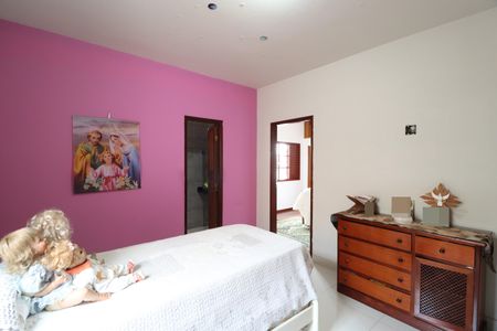 Casa para alugar com 300m², 6 quartos e 2 vagasQuarto 4 - Suíte