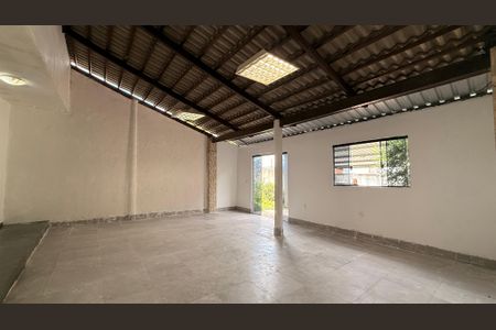 Casa para alugar com 123m², 3 quartos e 2 vagasSala Social