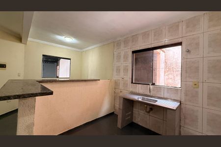 Casa para alugar com 123m², 3 quartos e 2 vagasCozinha