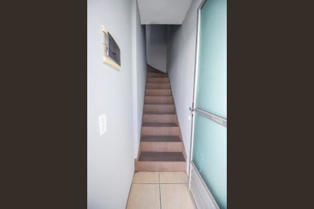 Casa para alugar com 77m², 2 quartos e 1 vagaEntrada