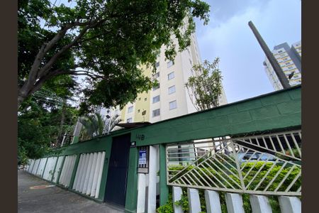 Apartamento à venda com 61m², 2 quartos e 1 vaga Apartamento à venda com 61m², 2 quartos e 1 vagaFachada