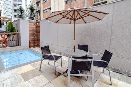 Apartamento para alugar com 35m², 1 quarto e sem vagaÁrea comum - Piscina