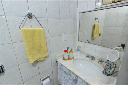 Apartamento à venda com 100m², 3 quartos e 1 vaga Apartamento à venda com 100m², 3 quartos e 1 vagaBanheiro Social