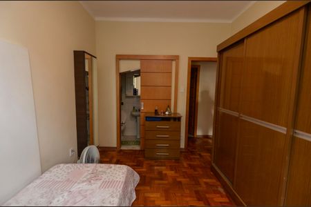 Apartamento à venda com 100m², 3 quartos e 1 vaga Apartamento à venda com 100m², 3 quartos e 1 vagaSuíte