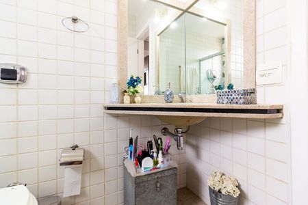 Apartamento para alugar com 135m², 2 quartos e 1 vagaBanheiro Social