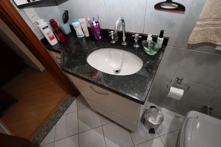Apartamento à venda com 100m², 3 quartos e 2 vagasBanheiro da Suíte