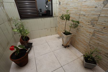 Apartamento à venda com 100m², 3 quartos e 2 vagasJardim de inverno
