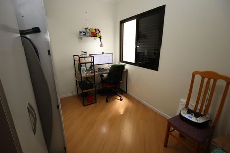 Apartamento à venda com 100m², 3 quartos e 2 vagasQuarto 2