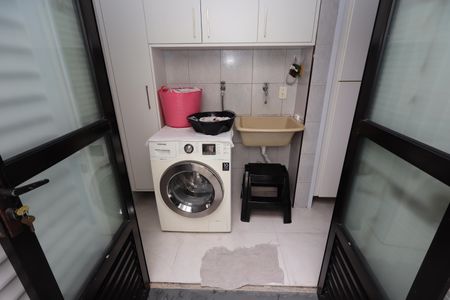 Apartamento à venda com 100m², 3 quartos e 2 vagasLavanderia