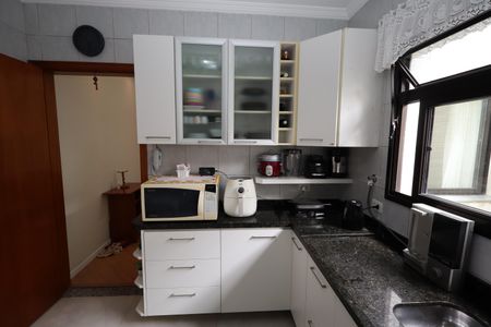 Apartamento à venda com 100m², 3 quartos e 2 vagasCozinha