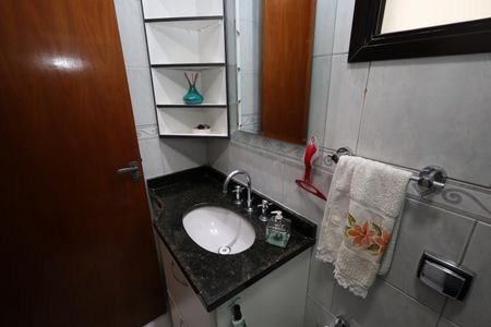 Apartamento à venda com 100m², 3 quartos e 2 vagasBanheiro