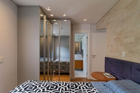 Apartamento à venda com 66m², 1 quarto e 2 vagasSuíte