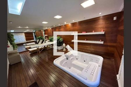 Apartamento à venda com 66m², 1 quarto e 2 vagasSPA