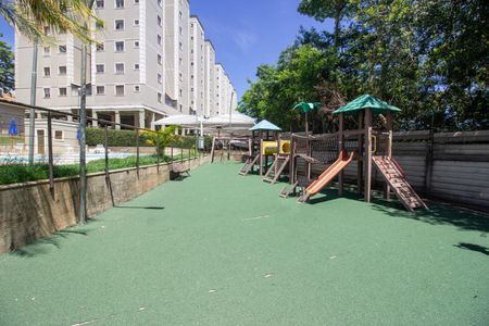 Apartamento para alugar com 62m², 2 quartos e 2 vagasÁrea comum - Playground