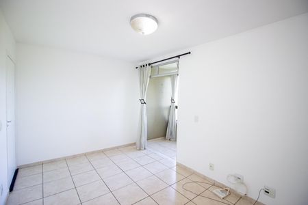 Sala de apartamento para alugar com 2 quartos, 62m² em Cabral, Contagem