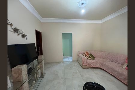 Casa à venda com 150m², 4 quartos e 1 vagaSala
