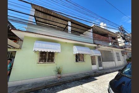 Casa à venda com 150m², 4 quartos e 1 vagaFachada
