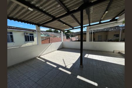 Casa à venda com 150m², 4 quartos e 1 vagaTerraço