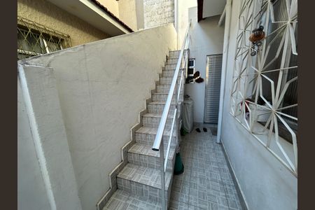 Casa à venda com 150m², 4 quartos e 1 vagaÁrea de Serviço