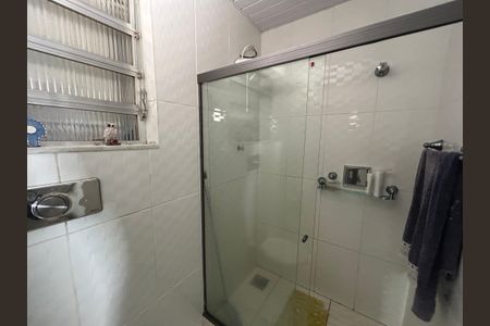 Casa à venda com 150m², 4 quartos e 1 vagaBanheiro