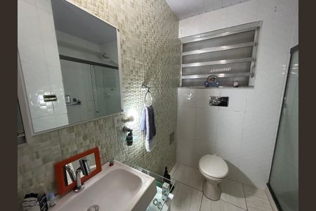 Casa à venda com 150m², 4 quartos e 1 vagaBanheiro