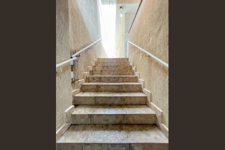 Casa à venda com 250m², 2 quartos e 2 vagasEntrada