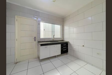 Casa à venda com 250m², 2 quartos e 2 vagasCozinha