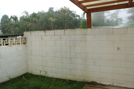 Casa de Condomínio para alugar com 2 quartos, 85m² em Esmeralda Park (caucaia do Alto), Cotia