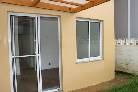 Casa de Condomínio para alugar com 2 quartos, 85m² em Esmeralda Park (caucaia do Alto), Cotia