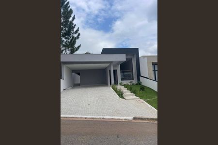 Casa de condomínio à venda com 184m², 3 quartos e 4 vagas