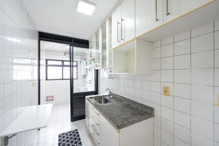 Apartamento para alugar com 76m², 3 quartos e 2 vagas Apartamento para alugar com 76m², 3 quartos e 2 vagasCozinha