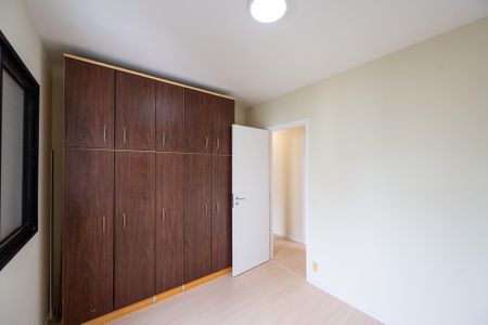 Apartamento para alugar com 76m², 3 quartos e 2 vagas Apartamento para alugar com 76m², 3 quartos e 2 vagasQuarto 2