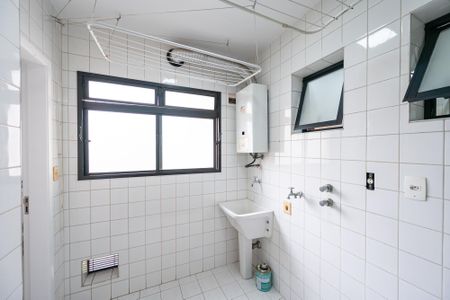 Apartamento para alugar com 76m², 3 quartos e 2 vagas Apartamento para alugar com 76m², 3 quartos e 2 vagasCozinha