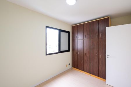 Apartamento para alugar com 76m², 3 quartos e 2 vagas Apartamento para alugar com 76m², 3 quartos e 2 vagasQuarto 2