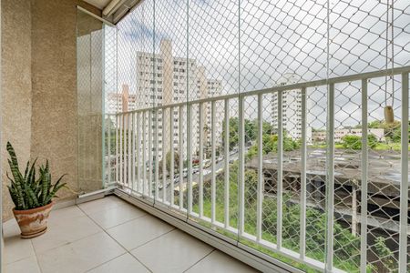 Apartamento à venda com 71m², 3 quartos e 2 vagasVaranda