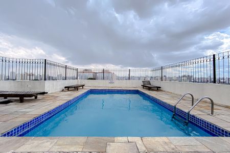 Apartamento para alugar com 42m², 1 quarto e 1 vagaÁrea comum - Piscina