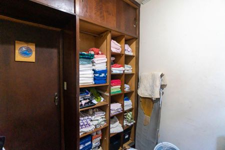 Casa 1 - Quarto 2 de casa à venda com 4 quartos, 400m² em Jabaquara, São Paulo