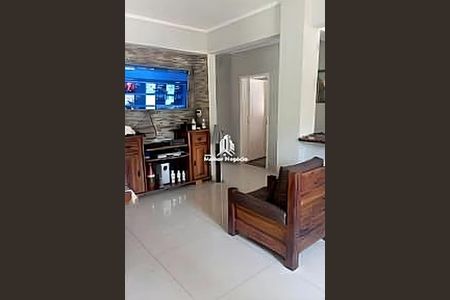 Casa à venda com 4 quartos, 250m² em Loteamento Chácaras Vale das Garças, Campinas