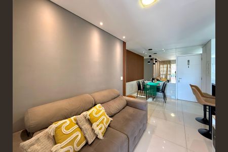Apartamento à venda com 72m², 2 quartos e 1 vaga Apartamento à venda com 72m², 2 quartos e 1 vagaSala