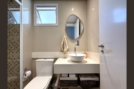 Apartamento à venda com 72m², 2 quartos e 1 vaga Apartamento à venda com 72m², 2 quartos e 1 vagaBanheiro Social