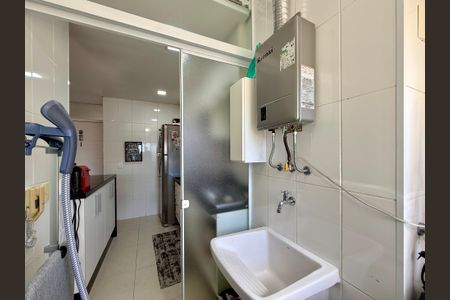 Apartamento à venda com 72m², 2 quartos e 1 vaga Apartamento à venda com 72m², 2 quartos e 1 vagaÁrea de Serviço