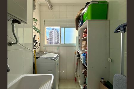 Apartamento à venda com 72m², 2 quartos e 1 vaga Apartamento à venda com 72m², 2 quartos e 1 vagaÁrea de Serviço