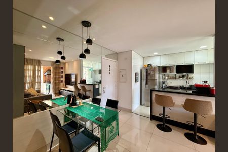 Apartamento à venda com 72m², 2 quartos e 1 vaga Apartamento à venda com 72m², 2 quartos e 1 vagaSala