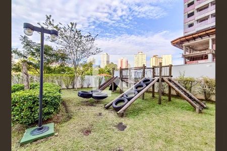 Apartamento à venda com 72m², 2 quartos e 1 vaga Apartamento à venda com 72m², 2 quartos e 1 vagaPlayground