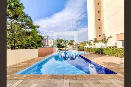 Apartamento à venda com 72m², 2 quartos e 1 vaga Apartamento à venda com 72m², 2 quartos e 1 vagaPiscina